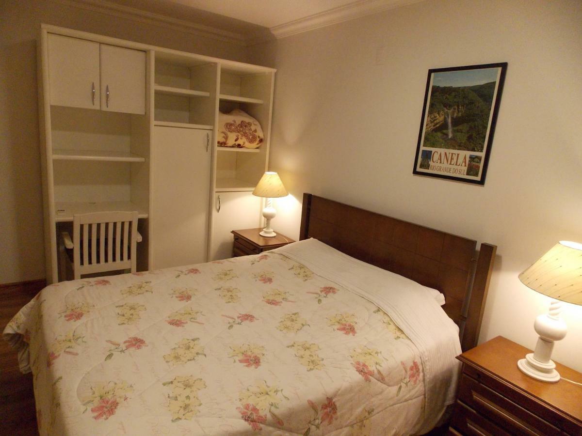 Triplex 3 Suites Em Canela Exterior foto