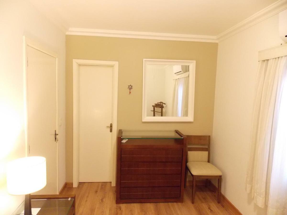 Triplex 3 Suites Em Canela Exterior foto