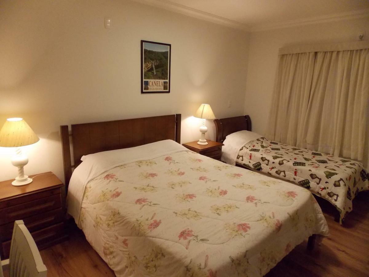 Triplex 3 Suites Em Canela Exterior foto